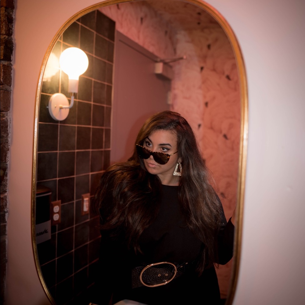 LOUIS VUITTON SUNNIES